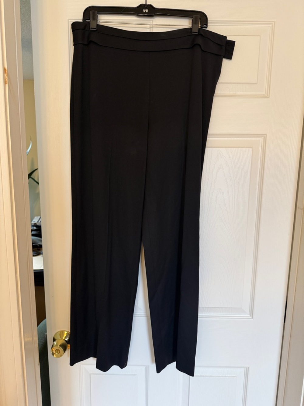 Black Wide-Leg Women's Trousers - Sleek Minimal Design